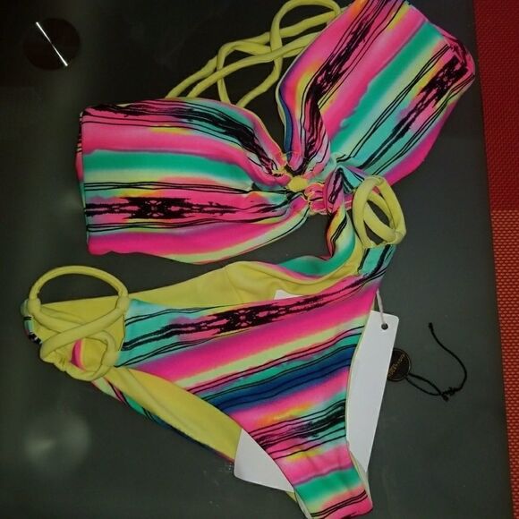 🍒 Reversible BIKINI🍒   - Picture 4 of 5